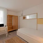 Uporto House *