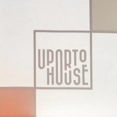 ゲストハウス Uporto House ポルト
