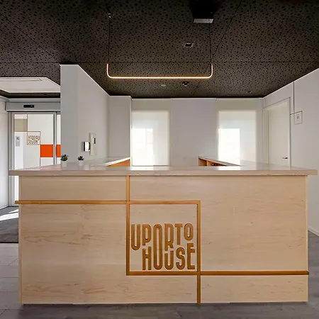 Pensión Uporto House